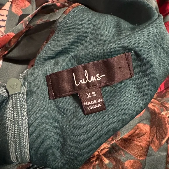 Lulu's Emerald Floral Maxi Dress - Picture 4 of 5